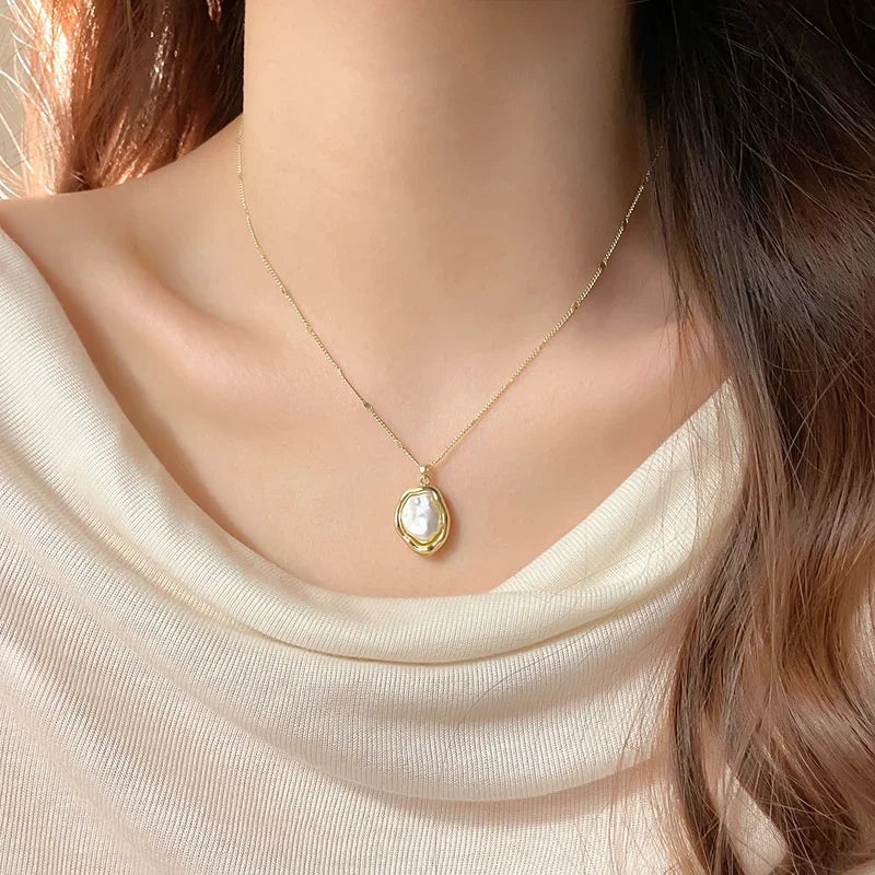Gold Pearl Pendant